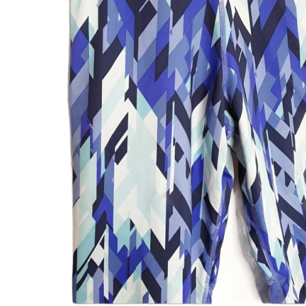 Nike Blue Pattern Pro Cool AOP Capri Leggings EUC sz XL